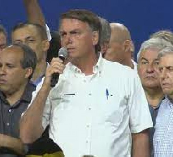 Bolsonaro diz que eleição será do bem contra o mal