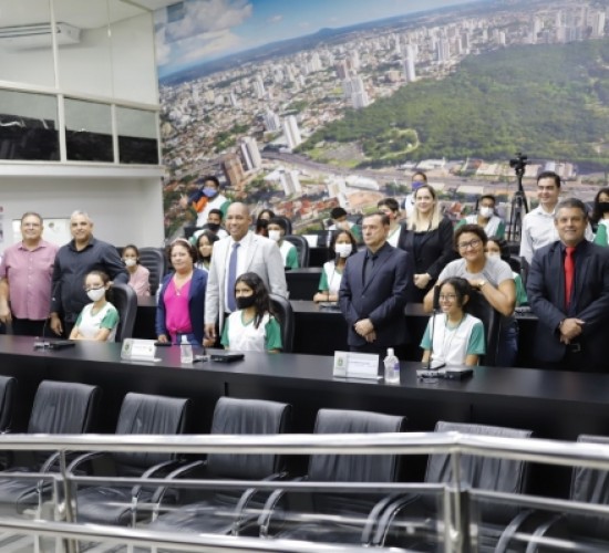 Escola do Legislativo retoma projeto Cuiabaninhos na Câmara DE CUIABÁ