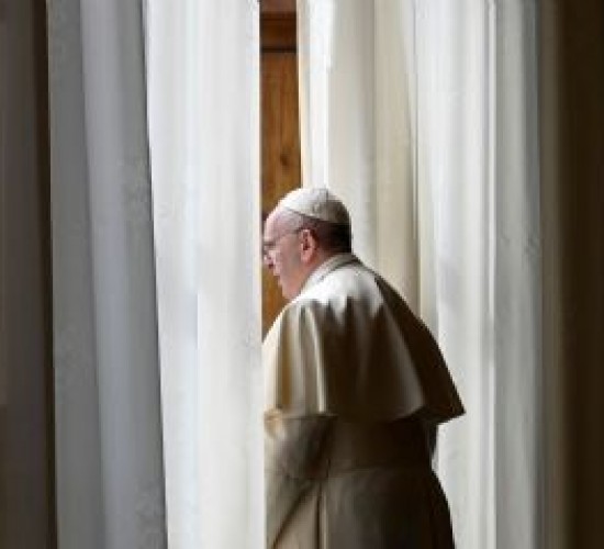 Papa Francisco quer reunião com Putin sobre guerra Ucrânia