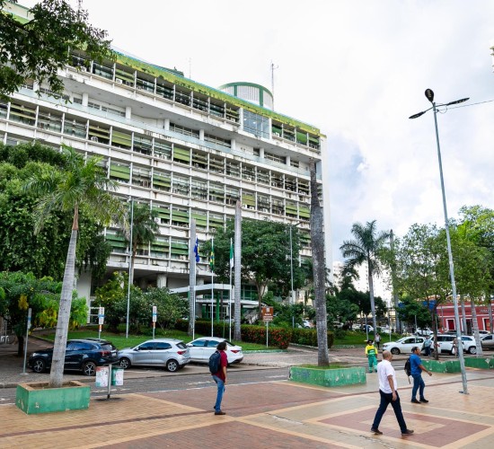 Câmara aprova projeto do Executivo que acaba com a taxa do lixo