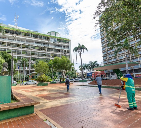 Prefeitura de Cuiabá paga salário dentro do mês trabalhado e movimenta R$ 79 milhões