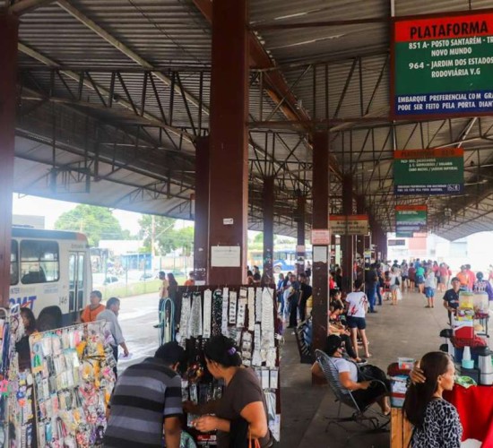 Prefeita Flávia Moretti anuncia gratuidade do transporte público municipal em Várzea Grande