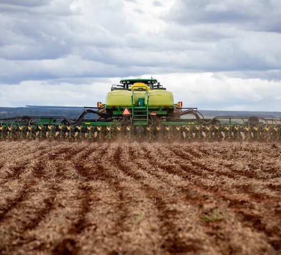 Mato Grosso deve liderar PIB dos estados brasileiros em 2025 e crescer quase o triplo da projeção nacional