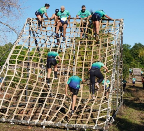 Polícia Militar reúne mais de 1,4 mil competidores para corrida de obstáculos em Várzea Grande