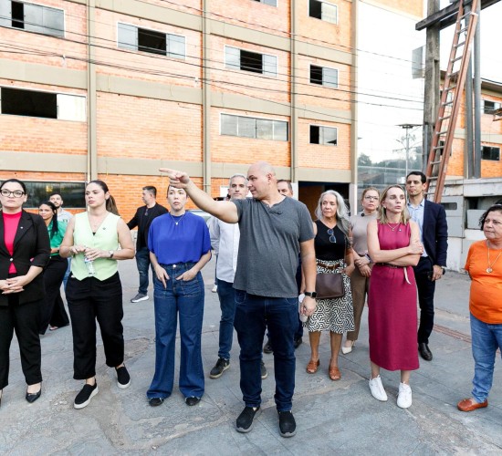 Vereadores conhecem estrutura do novo Centro de Saúde
