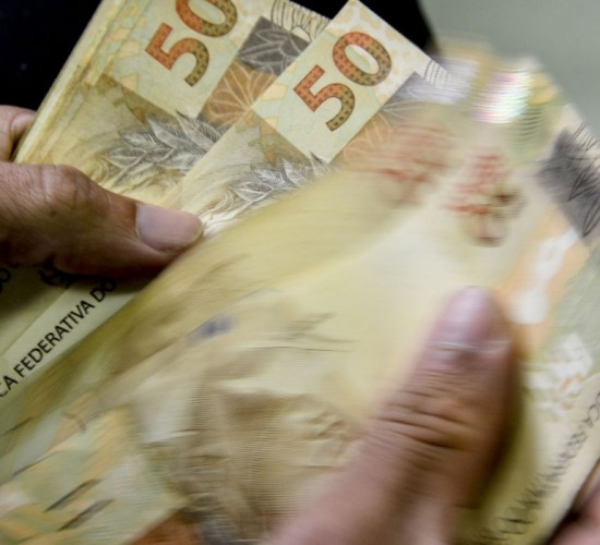 SALARIO MINIMO 20223 Orçamento de 2023 prevê salário mínimo de R$ 1.302