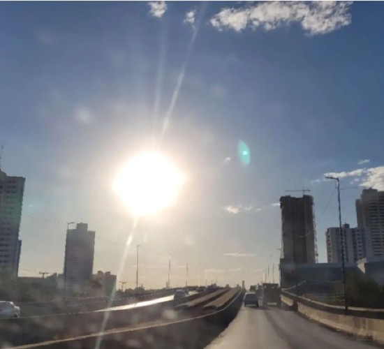 Fim de semana em Cuiabá terá calor de 33 °C e umidade crítica abaixo dos 30%
