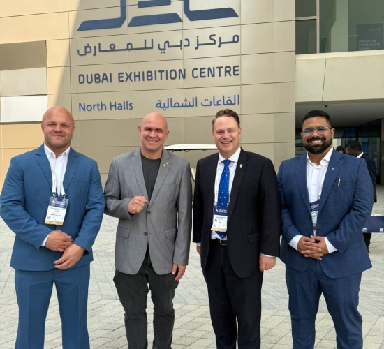 Prefeito fortalece laços com empresários dos Emirados Árabes em visita a Dubai