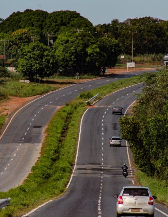 Notícia de MT Política de MT Governo assina ordem de serviço para revitalização da MT-040