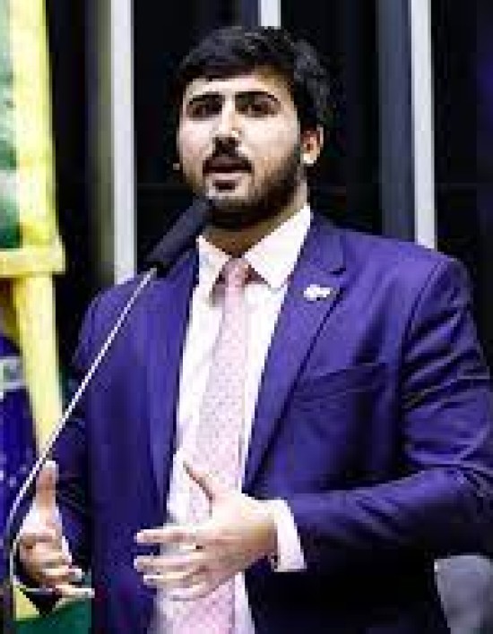 Emanuelzinho sugere criação de Batalhão Escolar nas escolas e pede urgência em ações de segurança