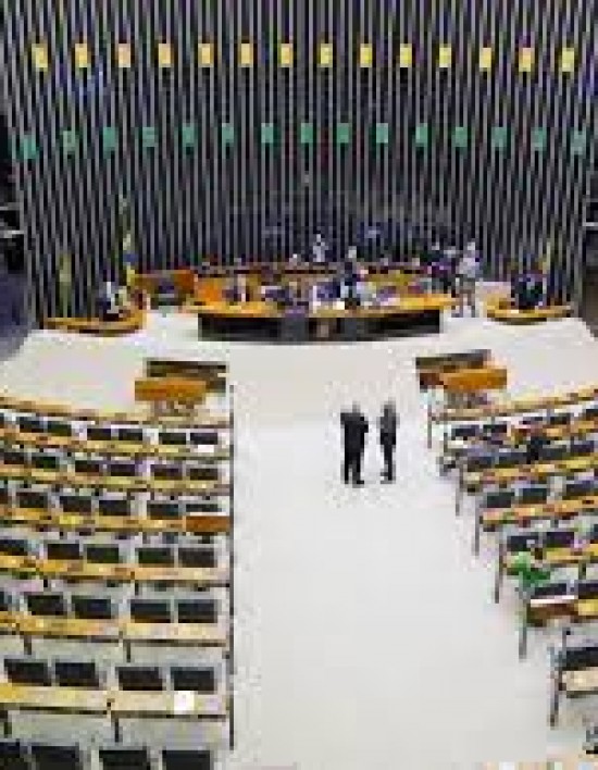 Entenda a polêmica sobre o fundão eleitoral e veja o que está em jogo