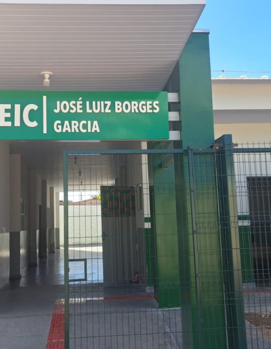 Prefeito Emanuel Pinheiro entrega mais uma unidade requalificada, o CEIC José Luiz Borges Garcia