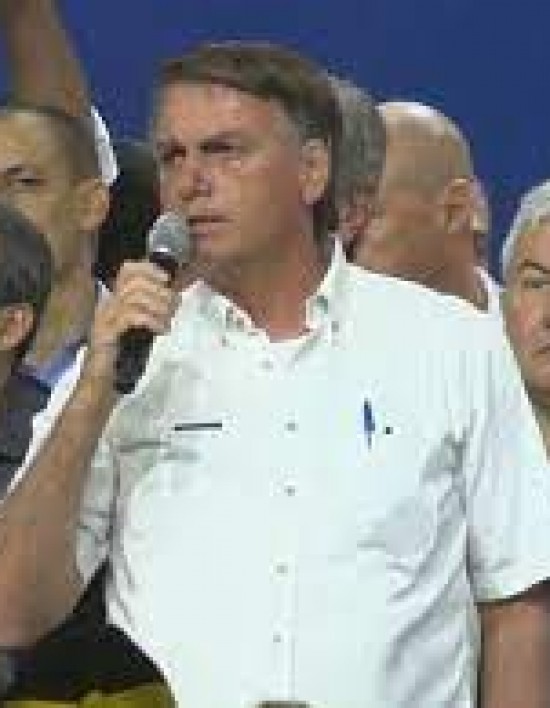 Bolsonaro diz que eleição será do bem contra o mal