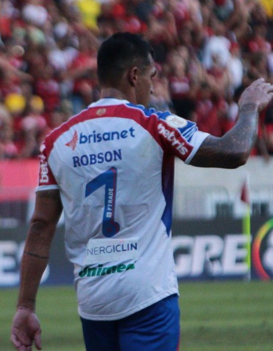 Fortaleza bate Fla no Maracanã e conquista 1ª vitória no Brasileiro