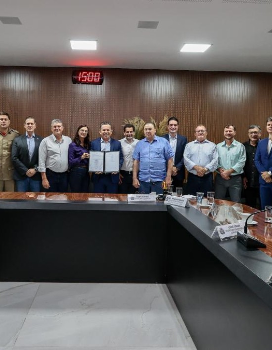 Governo assina cooperação para oito novas unidades do Corpo de Bombeiros em MT