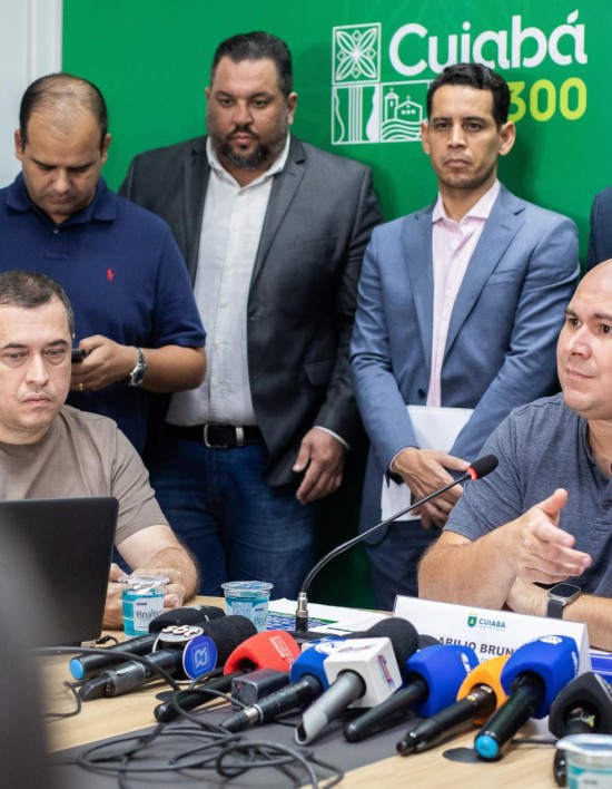 Prefeito supera meta e economiza R$ 138 milhões em 100 dias de gestão
