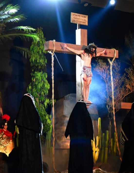 Paixão de Cristo emociona público em Cuiabá: 