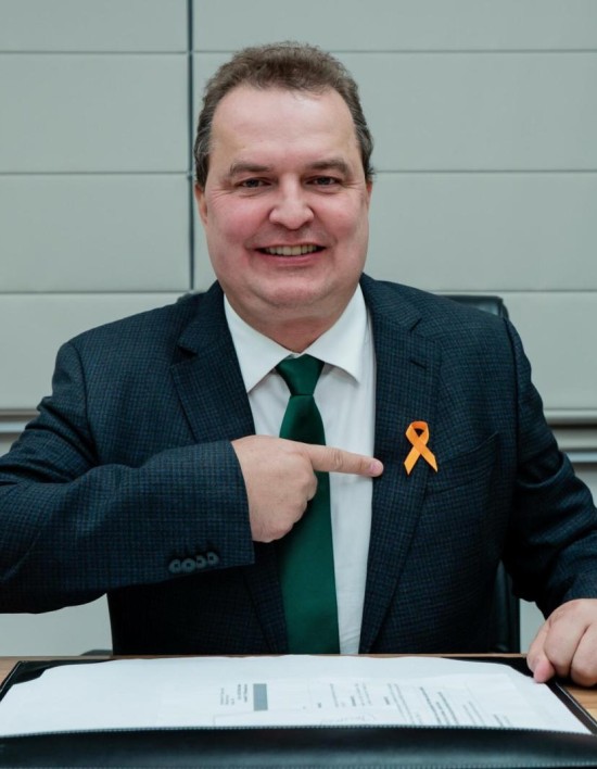 Max Russi transforma o Abril Laranja em política pública permanente no combate à crueldade animal em Mato Grosso