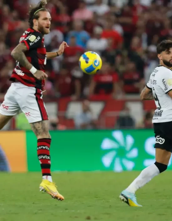 Flamengo e Corinthians fazem clássico pelo Brasileirão; Saiba onde assistir
