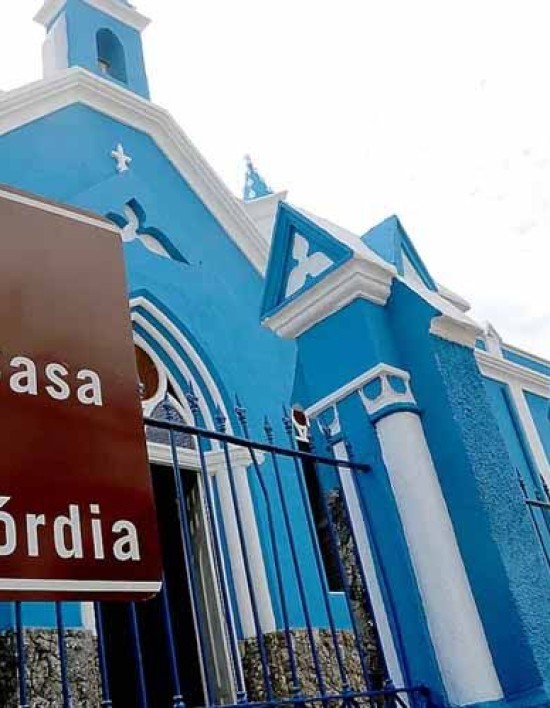 Justiça autoriza venda de prédio da antiga Santa Casa de Cuiabá para quitar dívidas trabalhistas