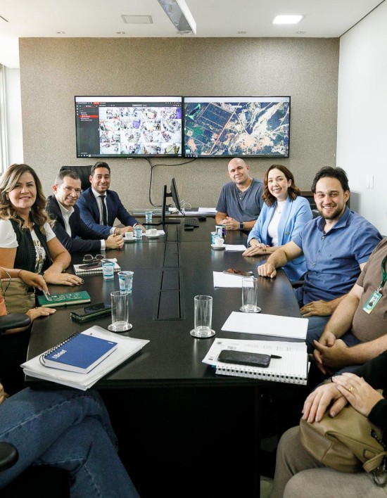 Prefeitura vai ampliar apoio e viabilizar sede para catadores do antigo lixão