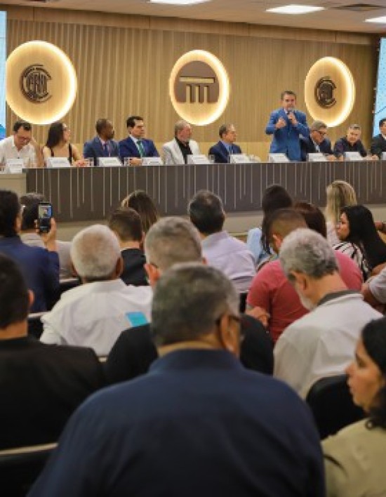 Com 60% dos servidores endividados, Sérgio Ricardo propõe teto legal para consignados e revisão de decreto estadual