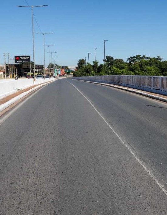 Ponte Júlio Müller recebe revitalização após mais de uma década sem manutenção