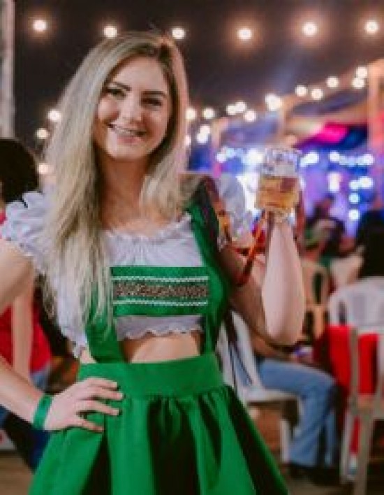 Oktoberfest CUIABA MT Edição 2022 da Oktoberfest Louvada bate recorde no consumo de chopp