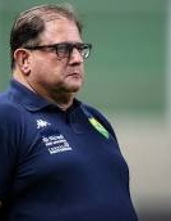 Guto Ferreira deixa o comando técnico do Cuiabá