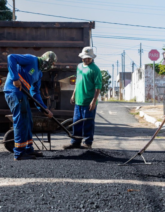 Prefeitura de Cuiabá tapou mais de 63 mil buracos em 72 bairros