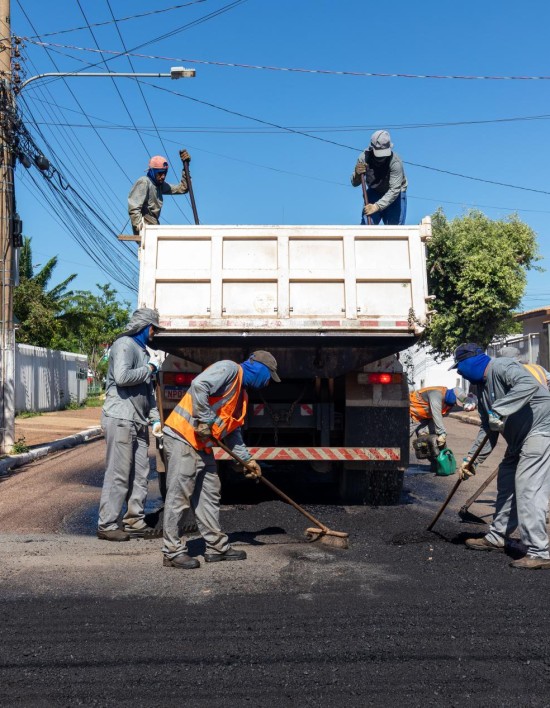 Prefeitura intensifica obras de infraestrutura durante período de estiagem em Cuiabá