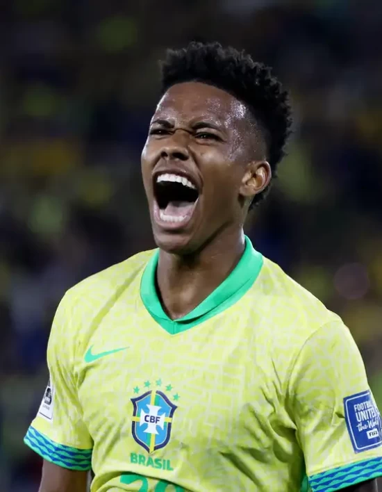 Brasil joga bem no Maracanã e derrota Chile pelas Eliminatórias