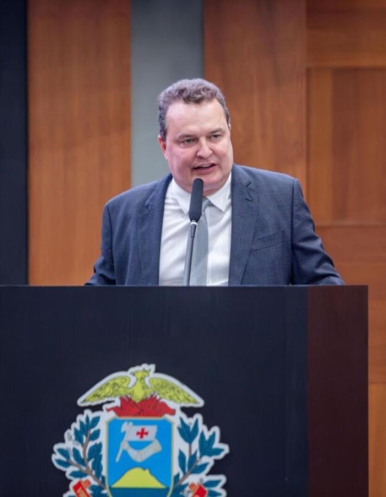 Max derruba veto que garante programa de prevenção à Endometriose