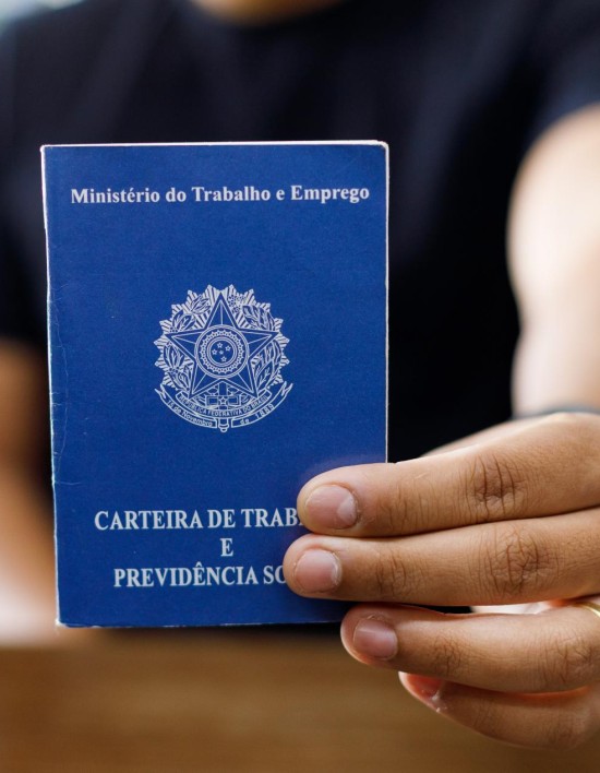 Sine Municipal inicia a semana com recorde de 902 vagas de emprego