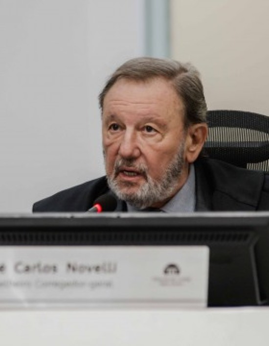 TCE-MT esclarece regras sobre participação de servidor em empresa privada