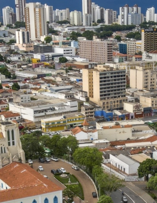 Mercado imobiliário segue aquecido em Cuiabá, impulsionado por programa habitacional