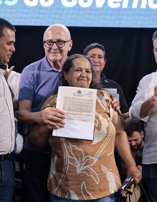 “Agora somos donos da terra”, diz morador contemplado com o título definitivo após espera de mais de 40 anos