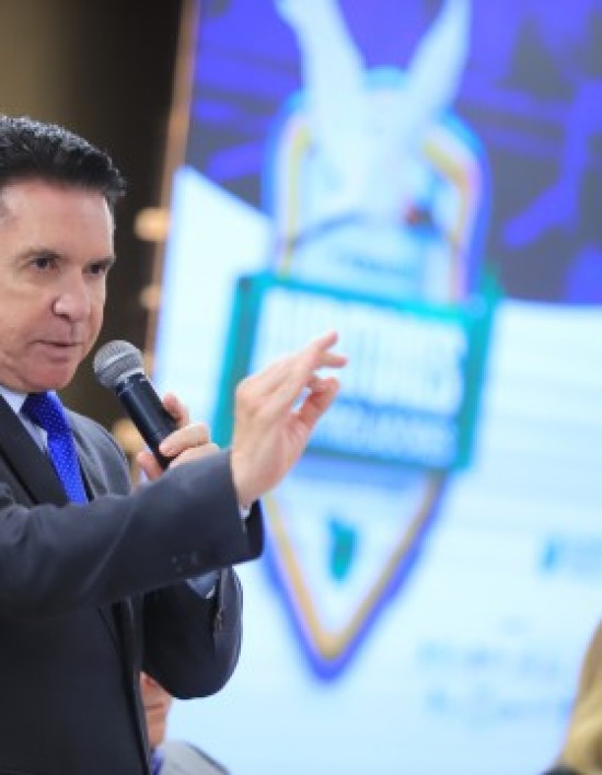 Sérgio Ricardo destaca papel do controle no desenvolvimento de MT em Fórum de Auditores e Controladores