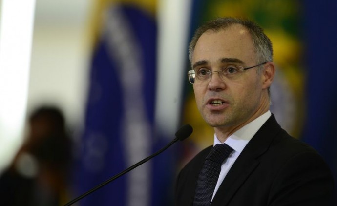 nome que substituirá o ministro Marco Aurélio Mello no Supremo Tribunal Federal (STF) advogado-geral da União, André Mendonça