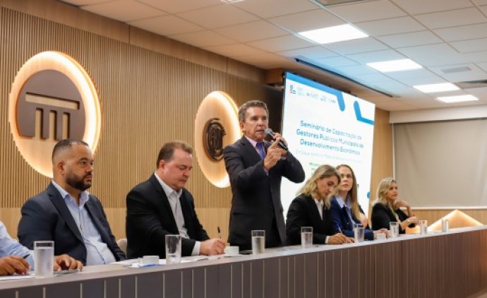 Sérgio Ricardo defende apoio a micro e pequenos empreendedores para mudar realidade do estado