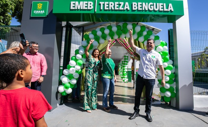 Prefeito Emanuel Pinheiro entrega EMEB Tereza Benguela