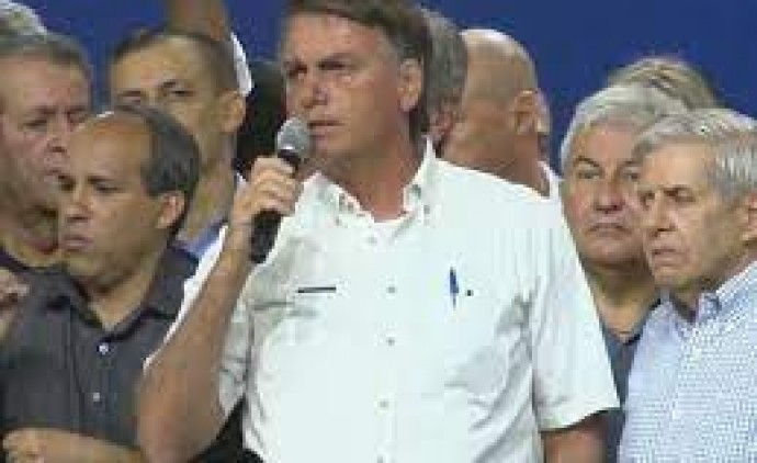 Bolsonaro diz que eleição será do bem contra o mal