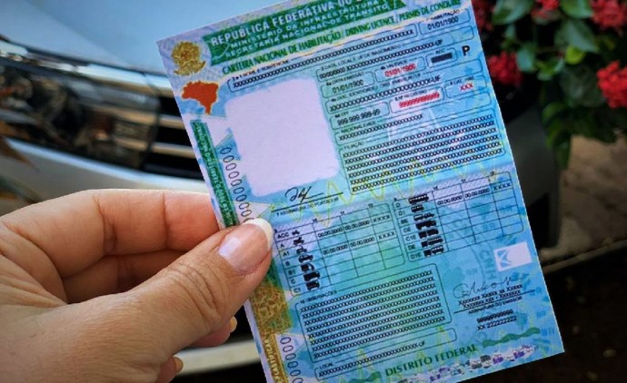 carteira de motorista novo modelo CNH Habilitação