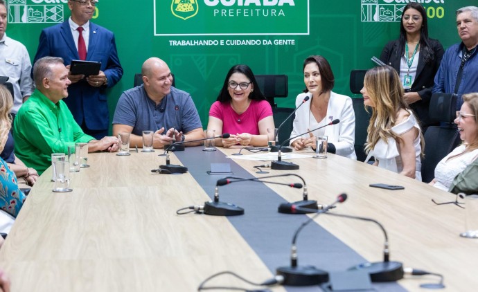 Michelle Bolsonaro visita Cuiabá e apoia criação de Centro de Referência para Autistas