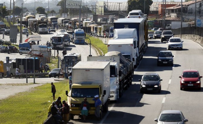 Benefício para caminhoneiros começa a ser pago em 9 de agosto