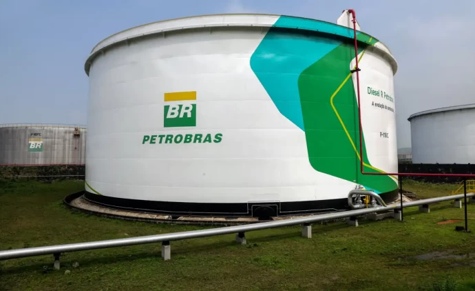 Petrobras anuncia nova redução no preço do diesel