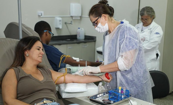 MT Hemocentro registra estado de alerta em estoque de bolsas de sangue