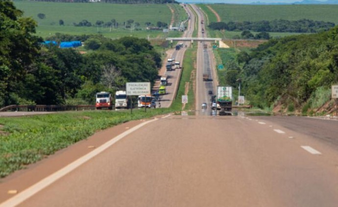 Movimento na BR-163 pode crescer 55% no feriado prolongado