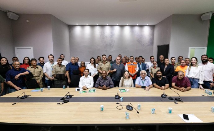 Corpo de Bombeiros e Prefeitura de Cuiabá assinam projeto para reduzir incêndios em área urbana