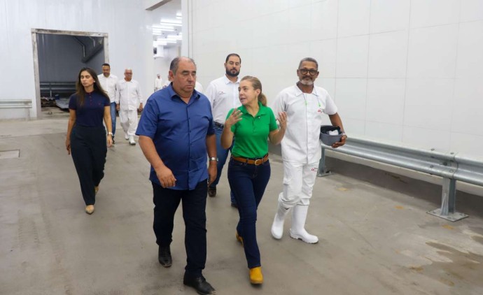 Prefeita Flávia Moretti conhece Pantanal Beef e destaca parcerias com grandes empresas